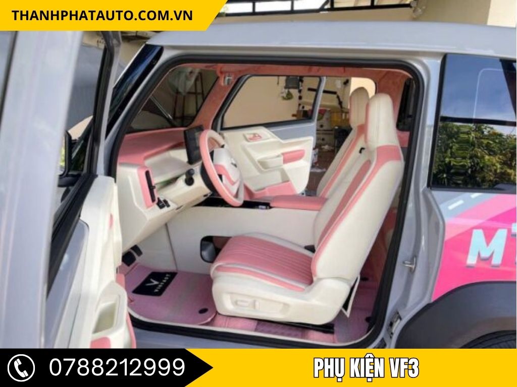 "Bước vào bên trong chiếc VF3, không gian nội thất với sự kết hợp hoàn hảo của các phụ kiện VF3 tạo nên sự thoải mái và phong cách. Dù là ghế ngồi được tùy chỉnh hay các tính năng hiện đại, phụ kiện VF3 tại Thành Phát Auto Nhơn Trạch sẽ mang đến cho bạn một chuyến đi đầy tiện nghi và sang trọng. Hãy tùy chỉnh nội thất xe của bạn với các phụ kiện chất lượng cao."