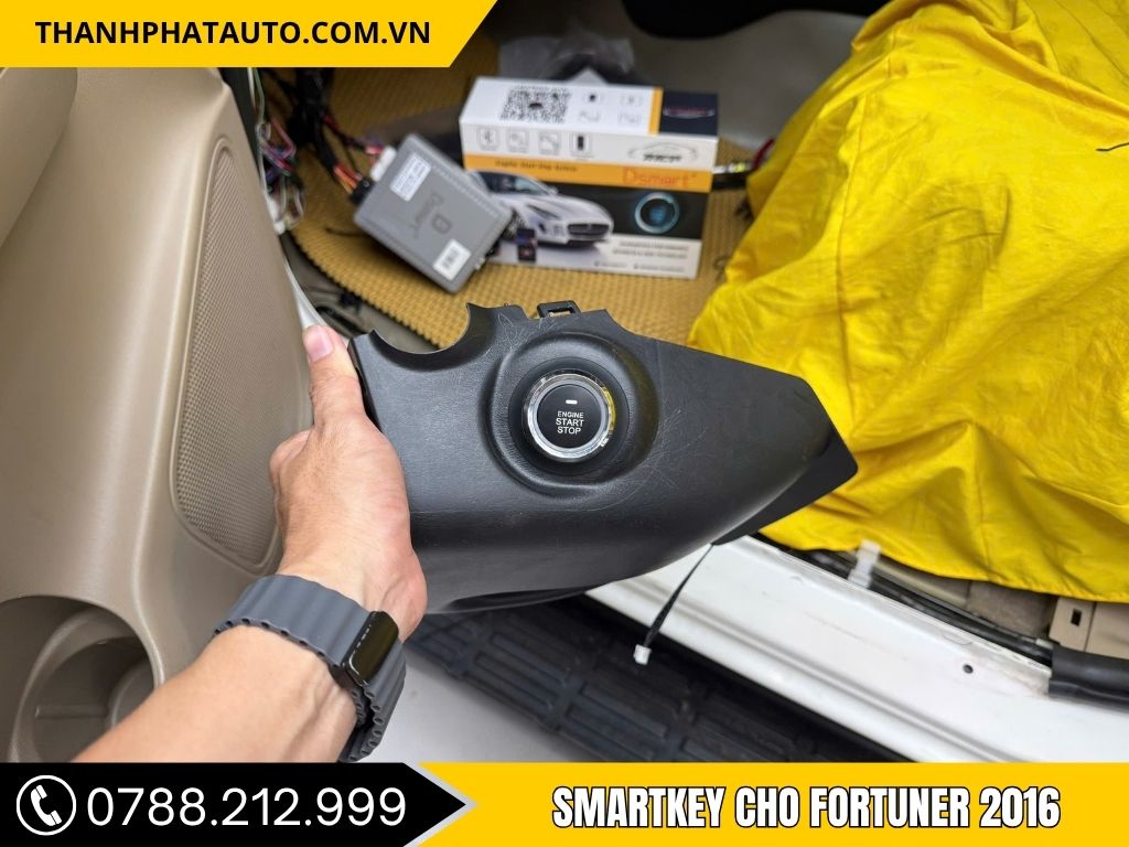 Smartkey Cho Toyota Fotuner 2016