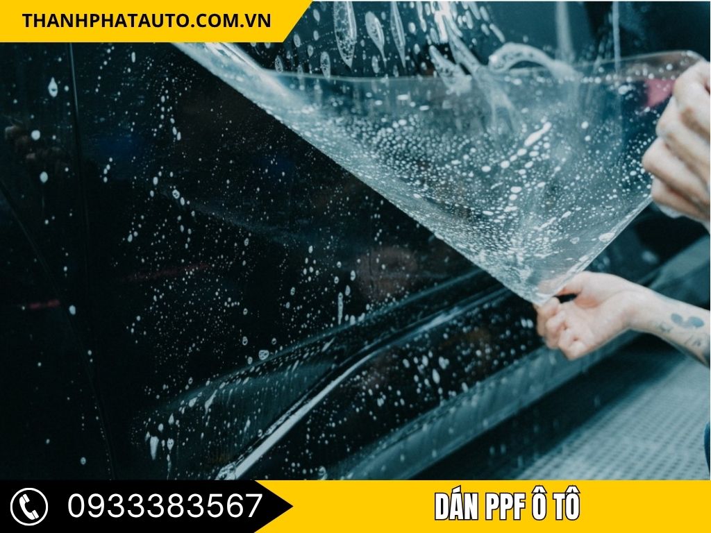 Dịch vụ dán PPF ô tô tại Tây Ninh giúp bảo vệ xe khỏi bụi bẩn, nước và những tác động từ môi trường. Với lớp PPF cao cấp, xe của bạn sẽ giữ được vẻ ngoài như mới, bền đẹp trong thời gian dài, mang lại sự hài lòng tuyệt đối cho chủ xe.