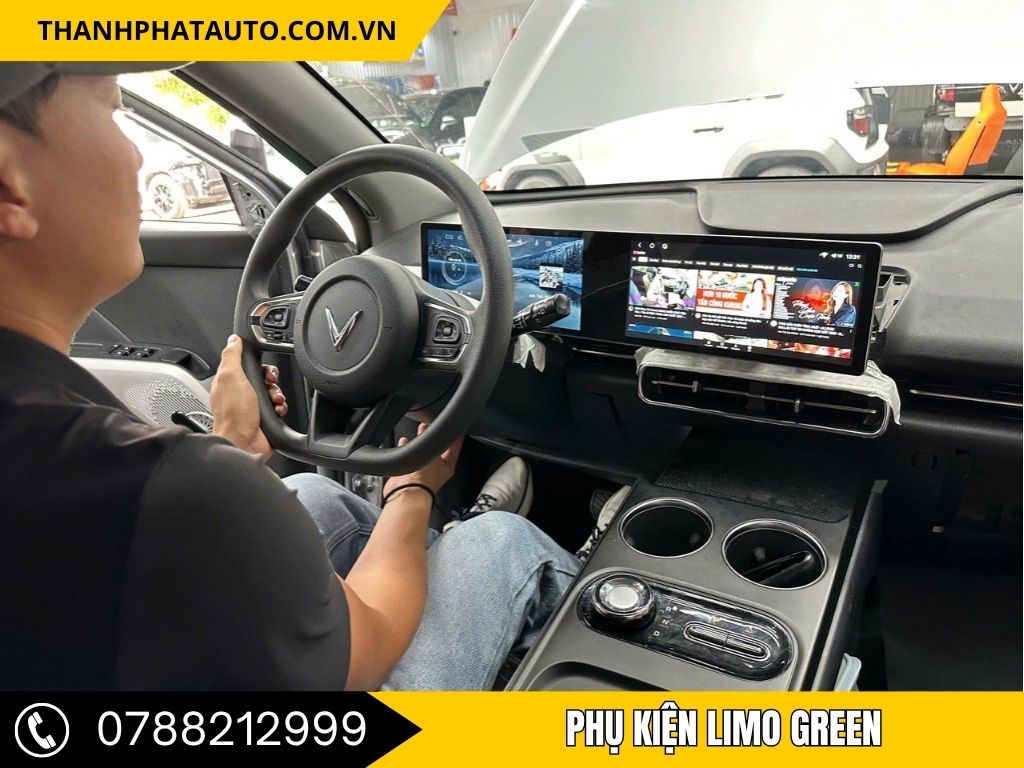 Các phụ kiện Limo Green tại Nhơn Trạch hỗ trợ bảo vệ và cải thiện hiệu suất xe. Ốp chắn bùn giúp giảm bẩn, bảo vệ dưới xe, và tăng cường độ bền."