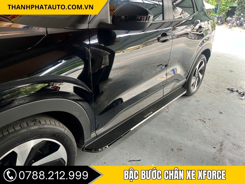Hình Ảnh Bậc Bước Chân Xe Xforce