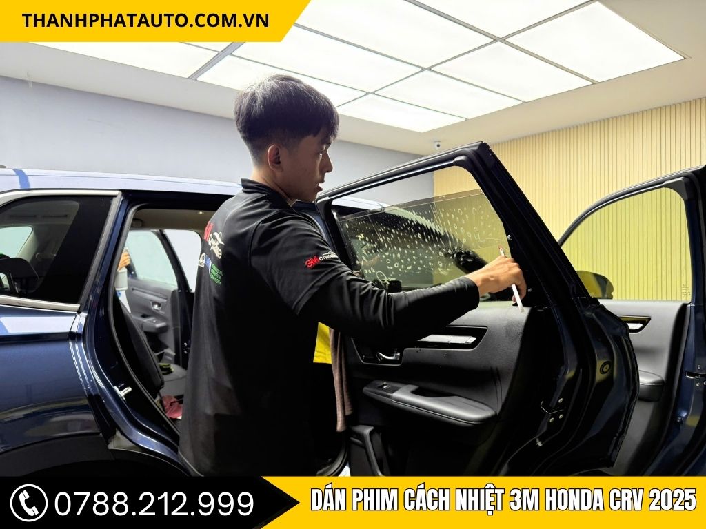 Hình Ảnh Dán Phim Cách Nhiệt 3M Honda CRV 2025