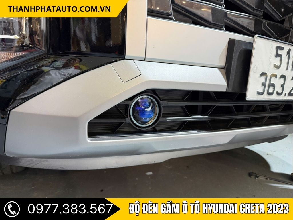 Hyundai Creta 2023 sau khi độ đèn gầm ô tô cho vùng chiếu sáng gầm mạnh và ổn định