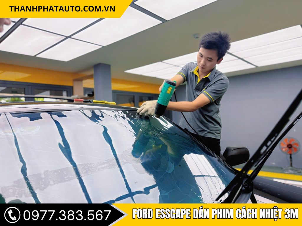 Hình Ảnh Ford Escape Dán Phim Cách Nhiệt 3M