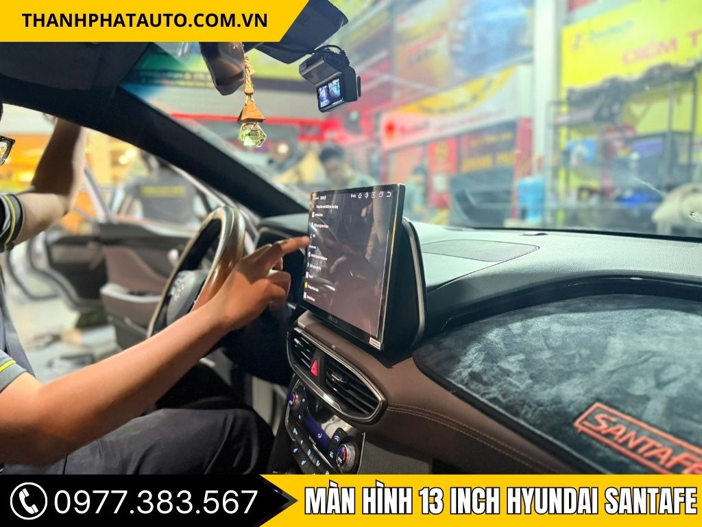 Hình Ảnh Màn Hình 13 Inch Cho Hyundai SantaFe 2019, 2020, 2021