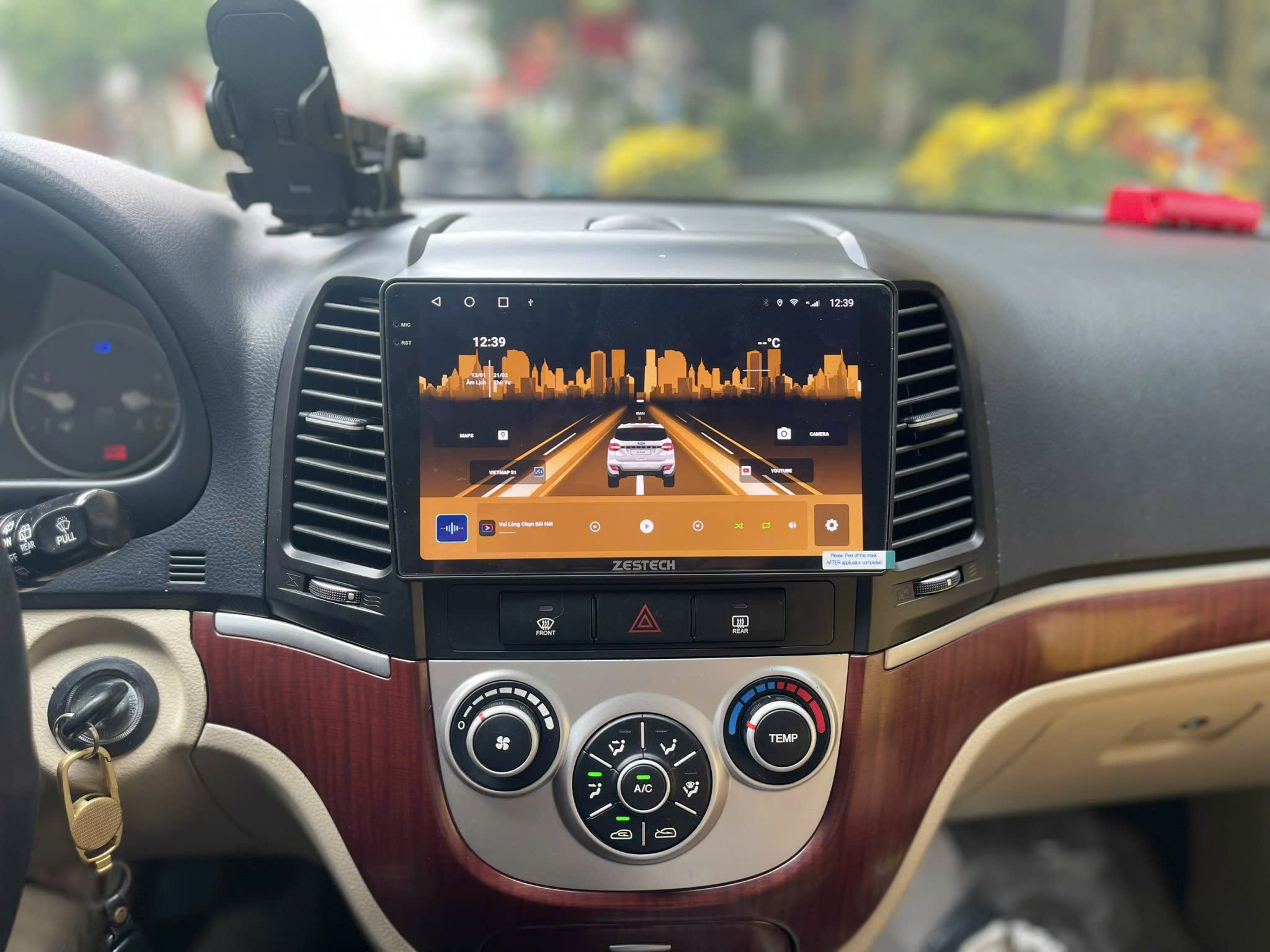 Màn Hình Android Hyundai Santafe 2010 Chính Hãng, Tích Hợp Đa Nhiệm chính hãng