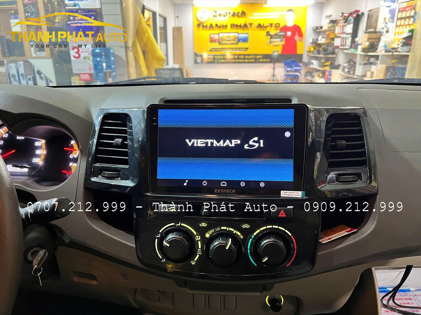 Màn Hình Android Toyota Hilux 2016 Chính Hãng, Lắp Đặt Tận Nơi TPHCM chính hãng