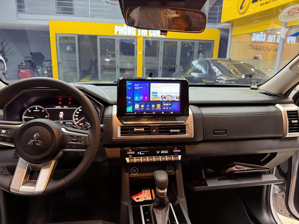 Màn Hình Mitsubishi Triton 2025 Zestech Chính Hãng Lắp Đặt Tận Nơi chính hãng 3