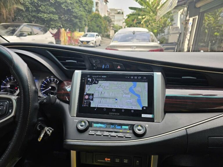 Màn Hình Toyota Innova 2022 Lắp Đặt Tận Nơi Uy Tín