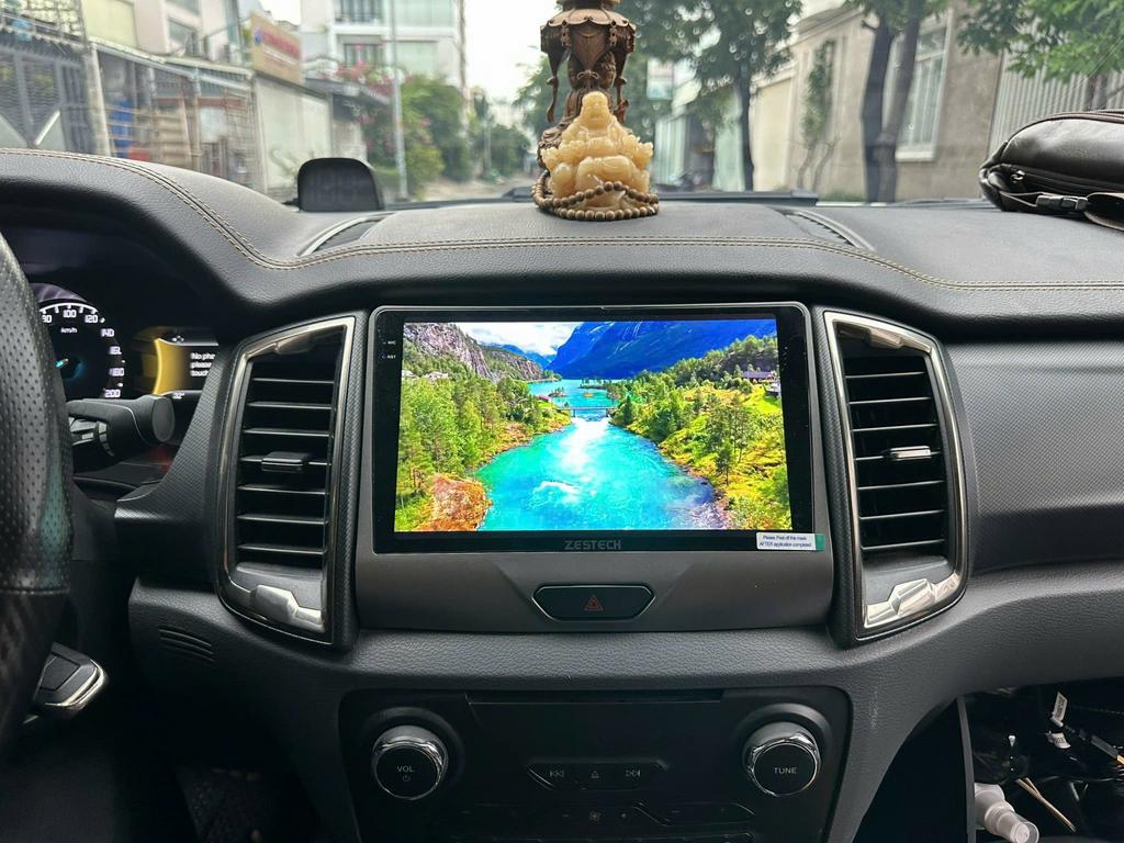 Màn Hình Ford Ranger 2021 Lắp Đặt Tận Nơi Uy Tín Chuyên Nghiệp chính hãng 2