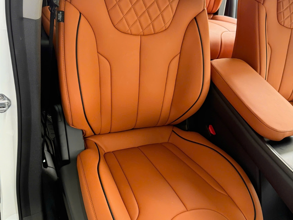 Bọc Ghế Da Cho Xe Limo Green Đẹp Và Dễ Chăm Sóc