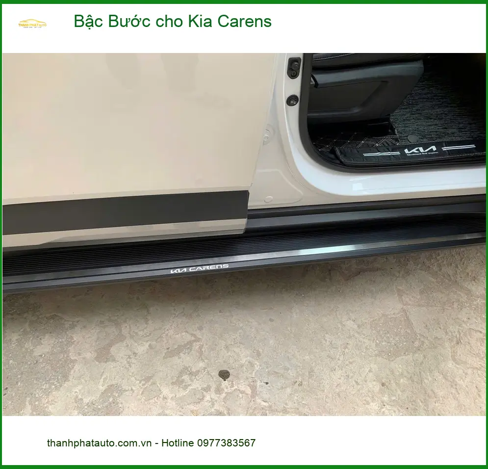 Anh Quốc Anh lắp Bậc Bước Kia Carens Quận 9 giúp gia đình đi lại tiện lợi ảnh thực tế 2