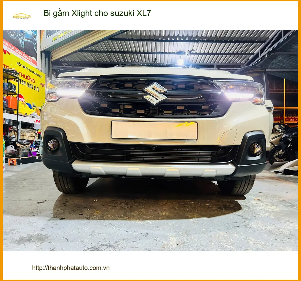 Anh Khải lắp bi gầm Xlight cho Suzuki XL7 Quận 11 vì đèn zin không đủ sáng