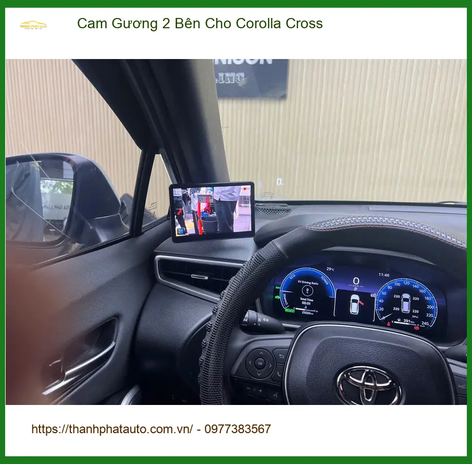 Cô Liên lắp cam gương 2 bên Corolla Cross tại Quận 9 để lái xe an toàn hơn ảnh thực tế 5