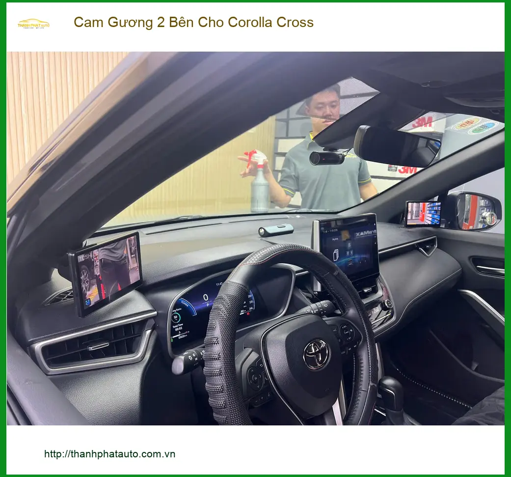 Chú Tân lắp camera gương 2 bên cho Corolla Cross Quận 2 để xóa điểm mù