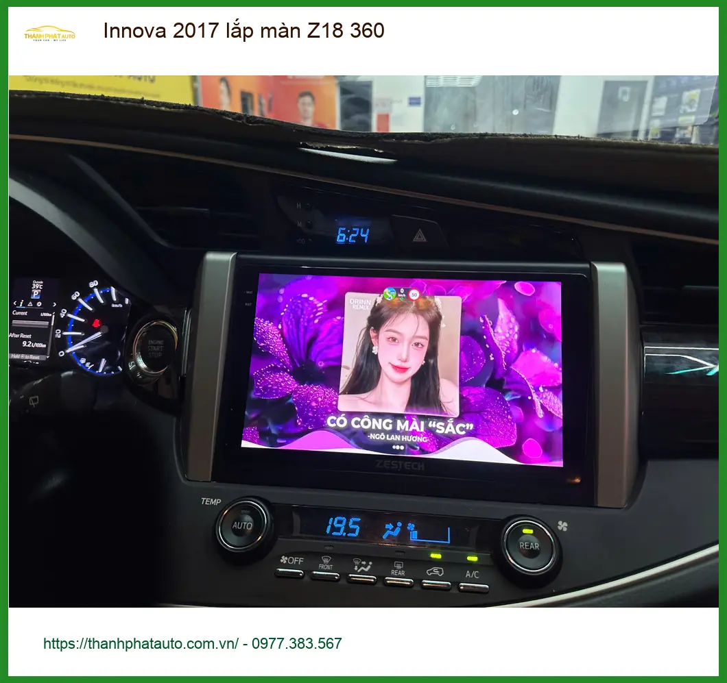 Anh Quang Minh lắp màn Z18 360 cho Innova 2017 tại Hóc Môn để lái xe an toàn hơn ảnh thực tế 3