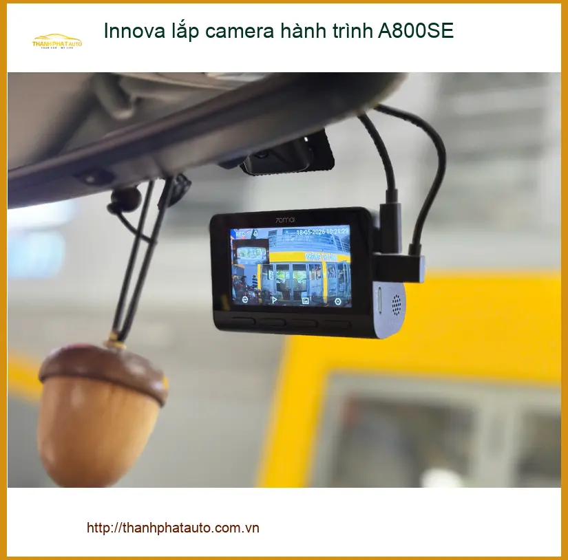 Anh Minh lắp camera hành trình A800SE cho Innova tại Hóc Môn để ghi lại hành trình rõ nét