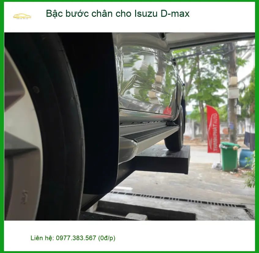 Anh Nam gắn bậc bước chân Isuzu D-max tại Quận 9 giúp xe thêm tiện nghi ảnh thực tế 2