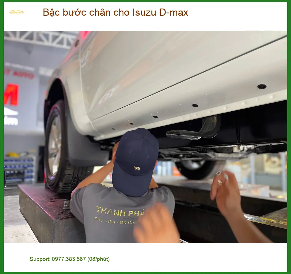 Anh Tùng lắp bậc bước chân cho Isuzu D-max tại Quận Bình Thạnh để gia đình dễ lên xuống xe ảnh thực tế 2