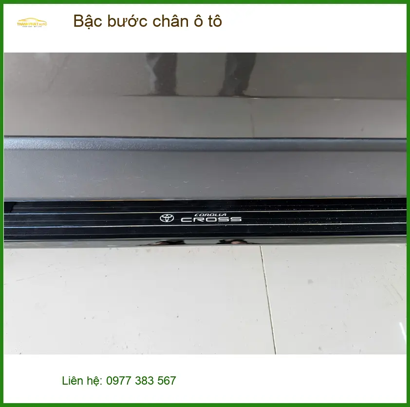 Anh Tấn lắp bậc bước chân ô tô Hyundai Santa Fe tại Quận 9 để tiện lợi hơn ảnh thực tế 2
