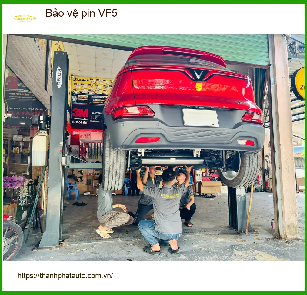 Chị Thảo lắp Bảo vệ pin VF5 tại Bình Chánh để kéo dài tuổi thọ ảnh thực tế 2