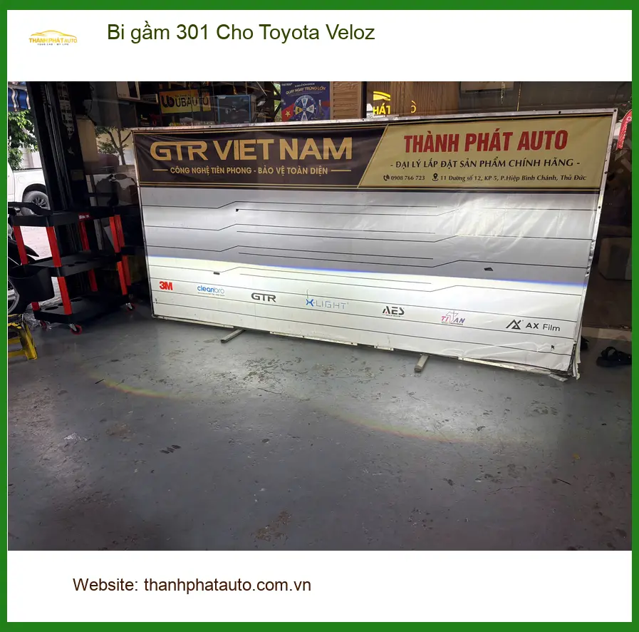 Chú Lộc lắp bi gầm 301 cho Toyota Veloz tại Quận 7 để cải thiện tầm nhìn tối ảnh thực tế 3