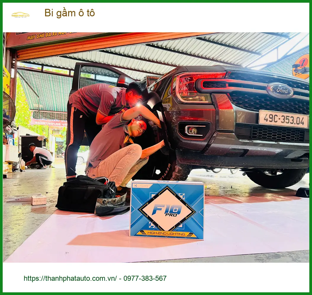 Anh Phong lắp bi gầm ô tô Honda CR-V tại Hóc Môn vì thường xuyên di chuyển đường trường ảnh thực tế 3