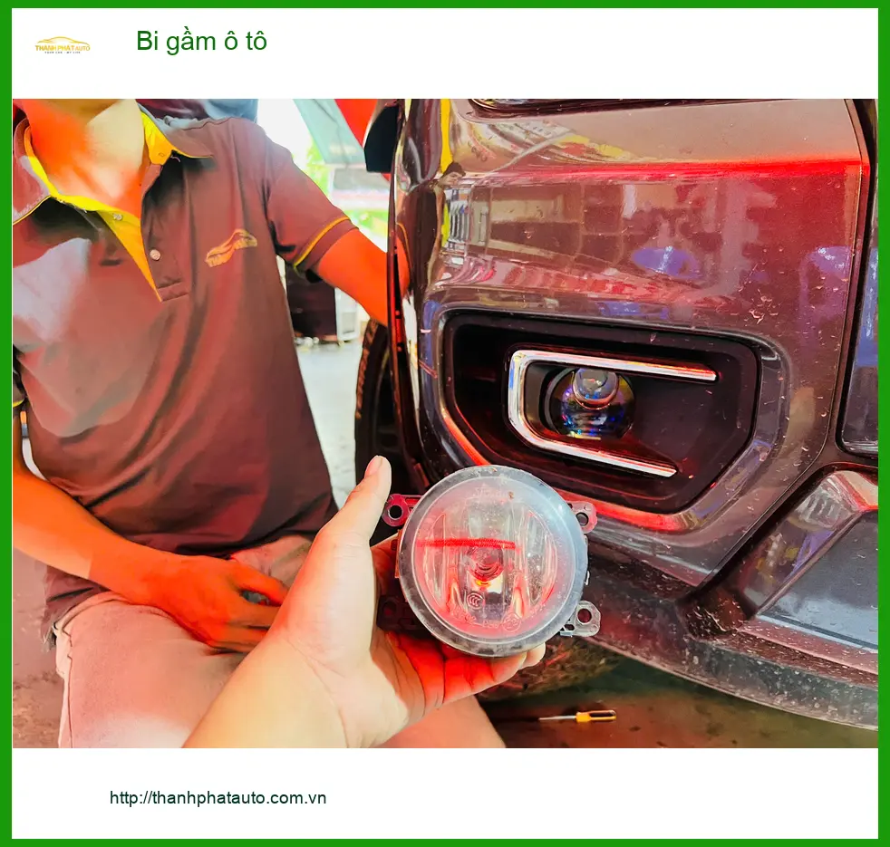 Anh Phong lắp bi gầm ô tô Honda CR-V tại Hóc Môn vì thường xuyên di chuyển đường trường ảnh thực tế 4