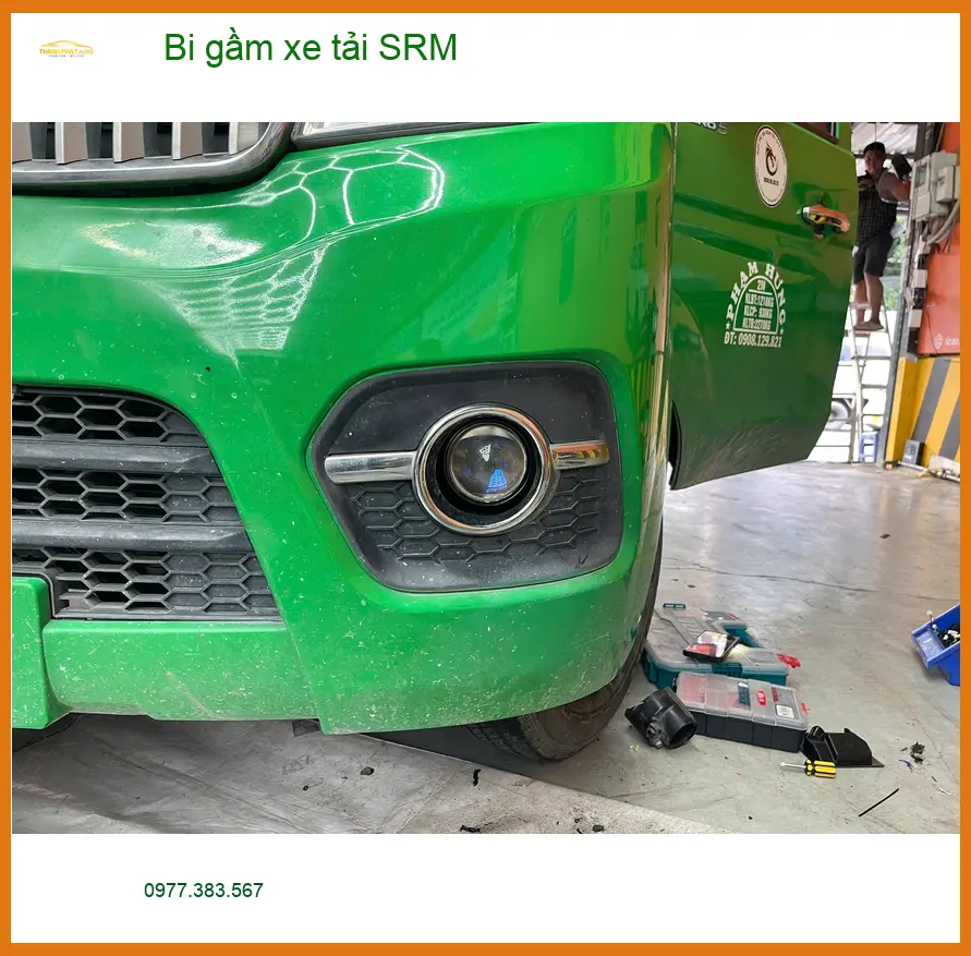 Anh Khải lắp bi gầm xe SRM tại Quận 12 vì thường đi đường đèo đêm ảnh thực tế 2