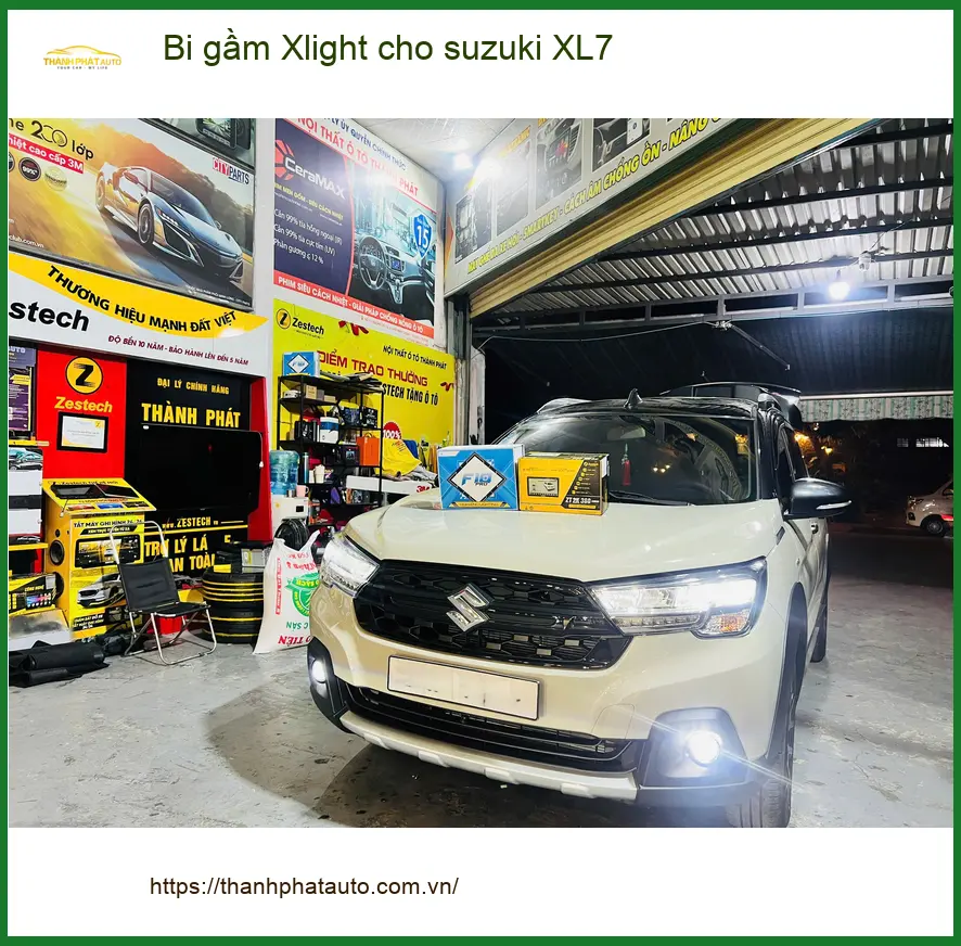 Anh Dũng độ bi gầm Xlight cho Suzuki XL7 Quận 12 để cải thiện tầm nhìn ban đêm