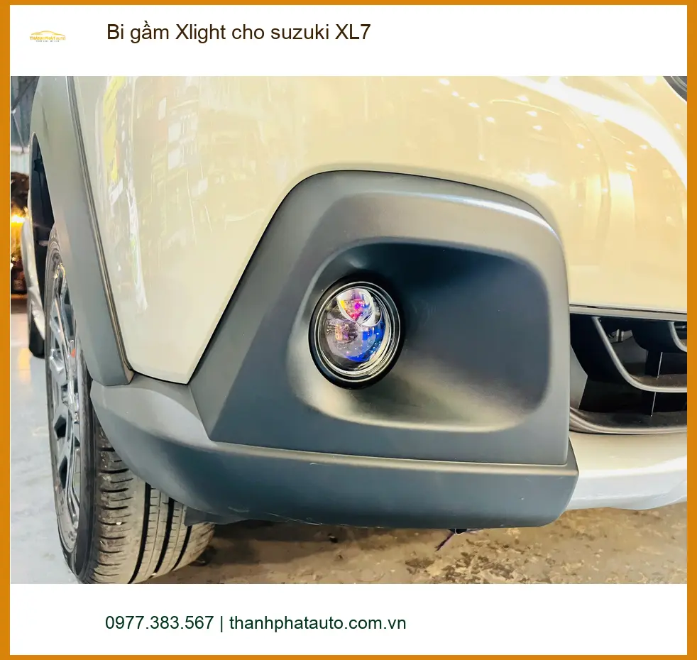 Anh Tấn lắp bi gầm Xlight cho Suzuki XL7 tại Quận Tân Bình để cải thiện ánh sáng đêm