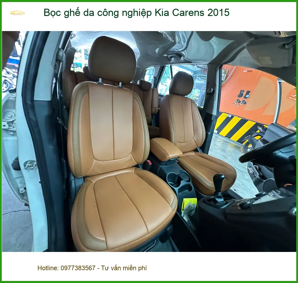 Chị Yến bọc ghế da công nghiệp Kia Carens 2015 tại Quận 12 để nội thất sạch đẹp hơn ảnh thực tế 2