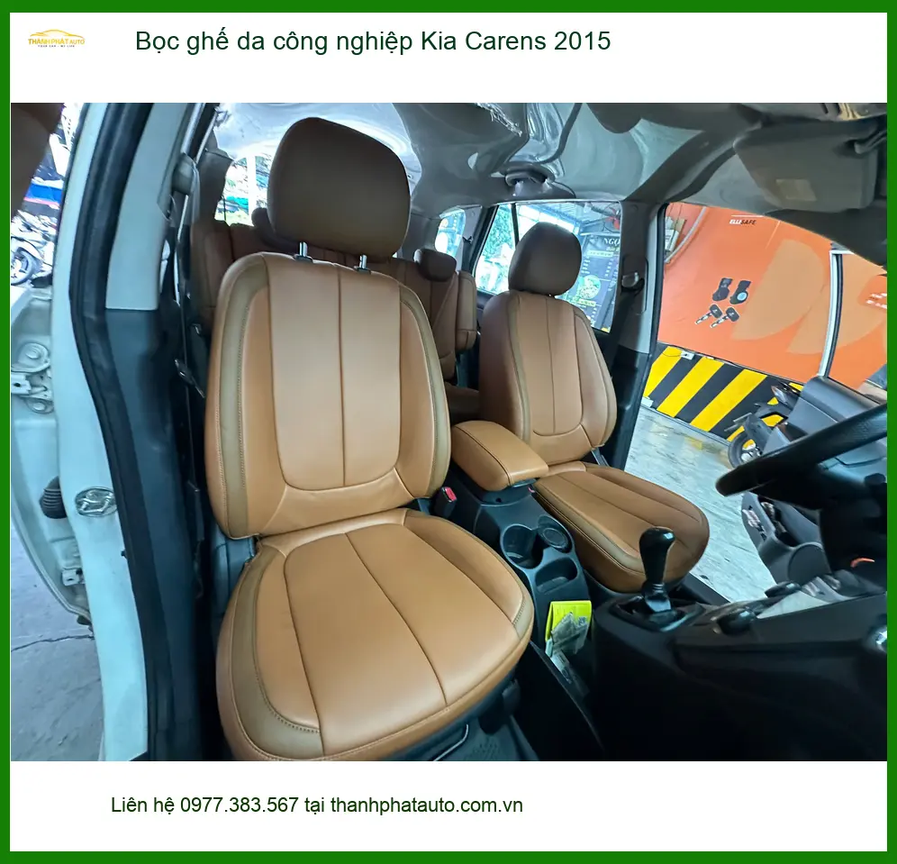 Chị Thảo bọc ghế da công nghiệp Kia Carens 2015 tại Quận 7 để nội thất sang hơn ảnh thực tế 5