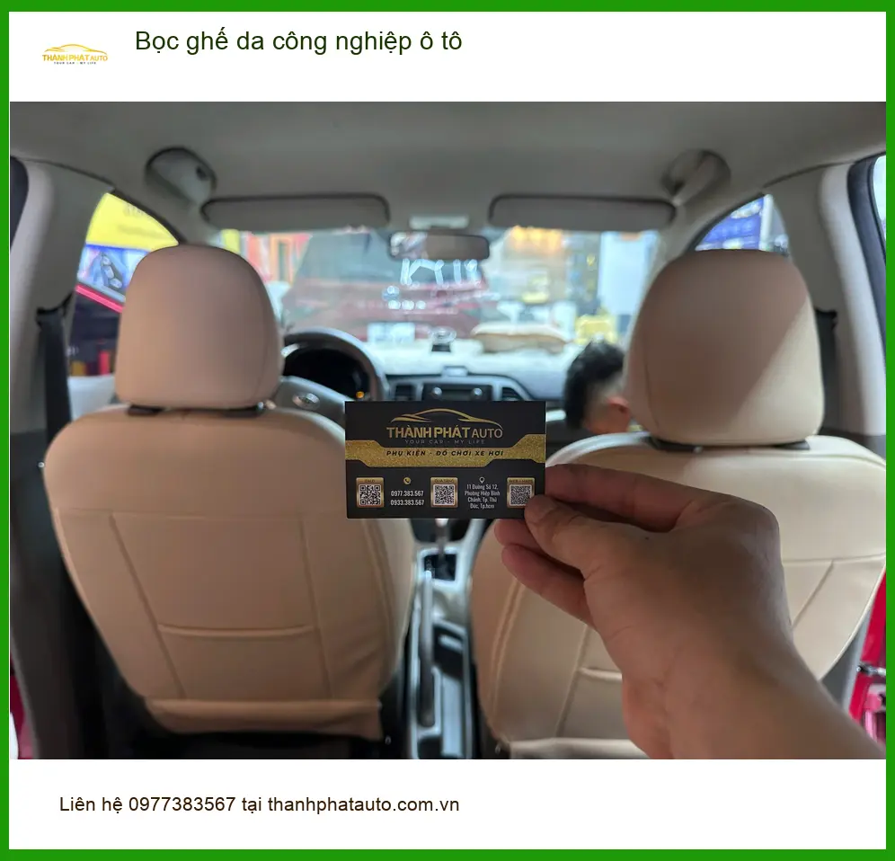 Anh Quang bọc ghế da công nghiệp Hyundai Elantra tại Hóc Môn loại bỏ mùi khó chịu