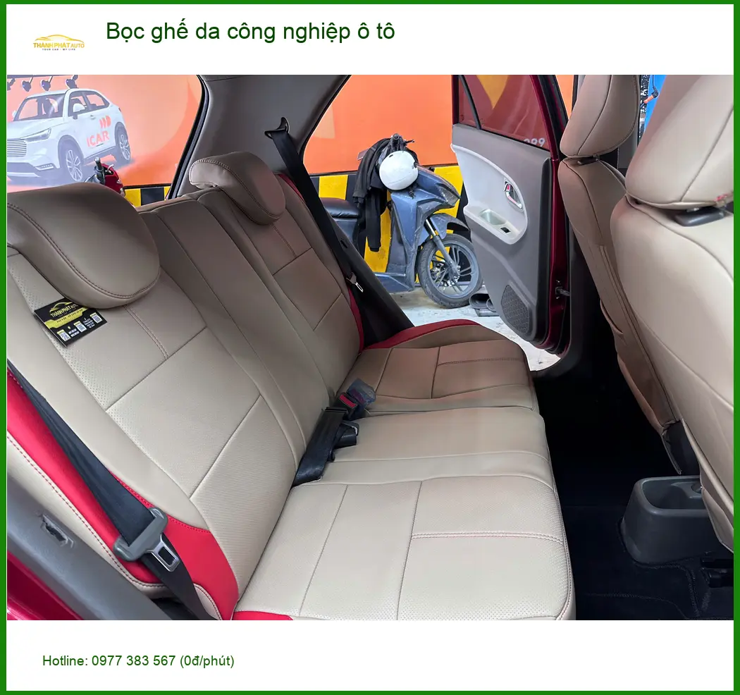 Anh Quang bọc ghế da công nghiệp Hyundai Elantra tại Hóc Môn loại bỏ mùi khó chịu ảnh thực tế 5