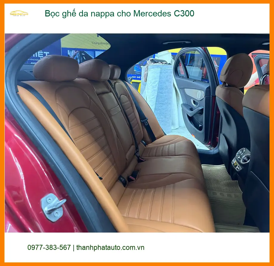Anh Kiên bọc ghế da Nappa Mercedes C300 tại Bình Chánh vì ghế cũ xuống cấp. ảnh thực tế 3