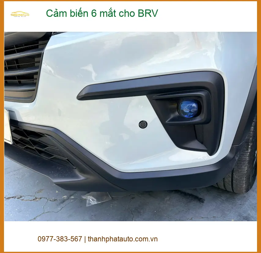 Anh Khải lắp cảm biến 6 mắt cho BRV tại Quận 6 để lùi xe an toàn hơn ảnh thực tế 2