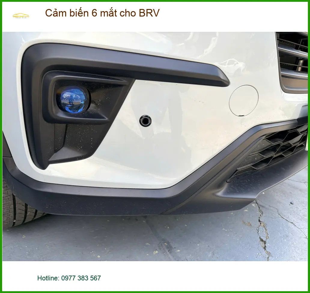 Chị Lan Anh lắp cảm biến 6 mắt Honda BRV ở Bình Thạnh đậu xe an toàn