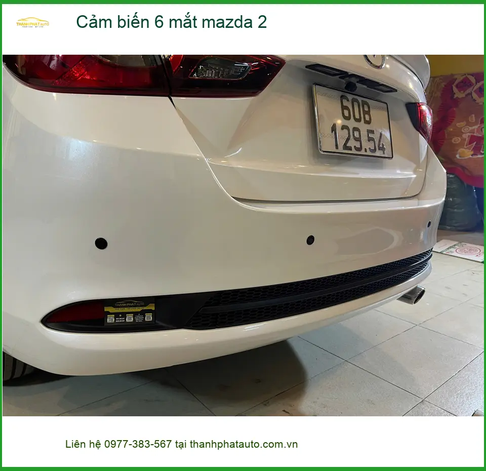 Chị Diệp lắp Cảm biến 6 mắt Mazda 2 tại Hóc Môn để an tâm khi lùi xe vào chỗ hẹp ảnh thực tế 2