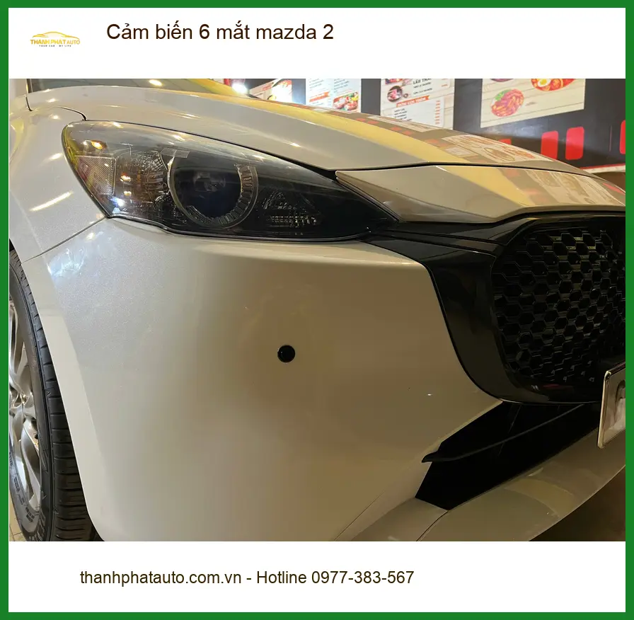 Anh Quang lắp cảm biến 6 mắt Mazda 2 tại Quận 12 để đỗ xe an toàn ảnh thực tế 4
