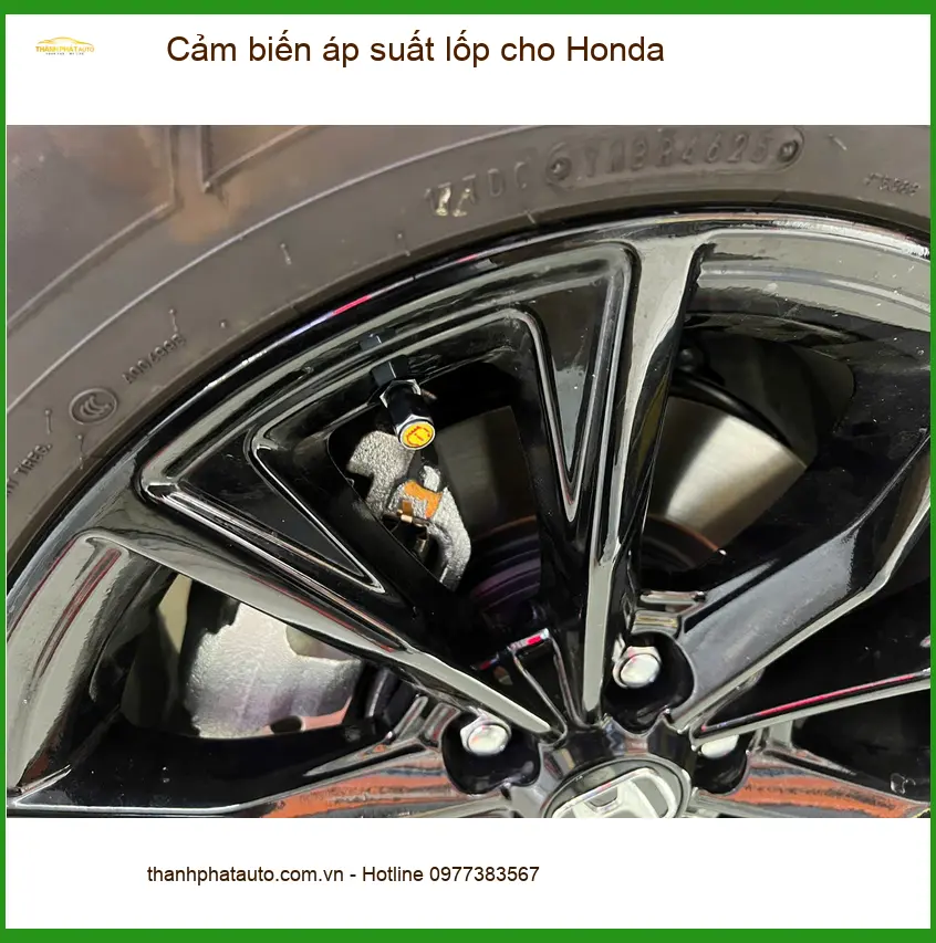 Chú Sơn lắp cảm biến áp suất lốp Honda CRV tại Hóc Môn an toàn khi đi xa. ảnh thực tế 5