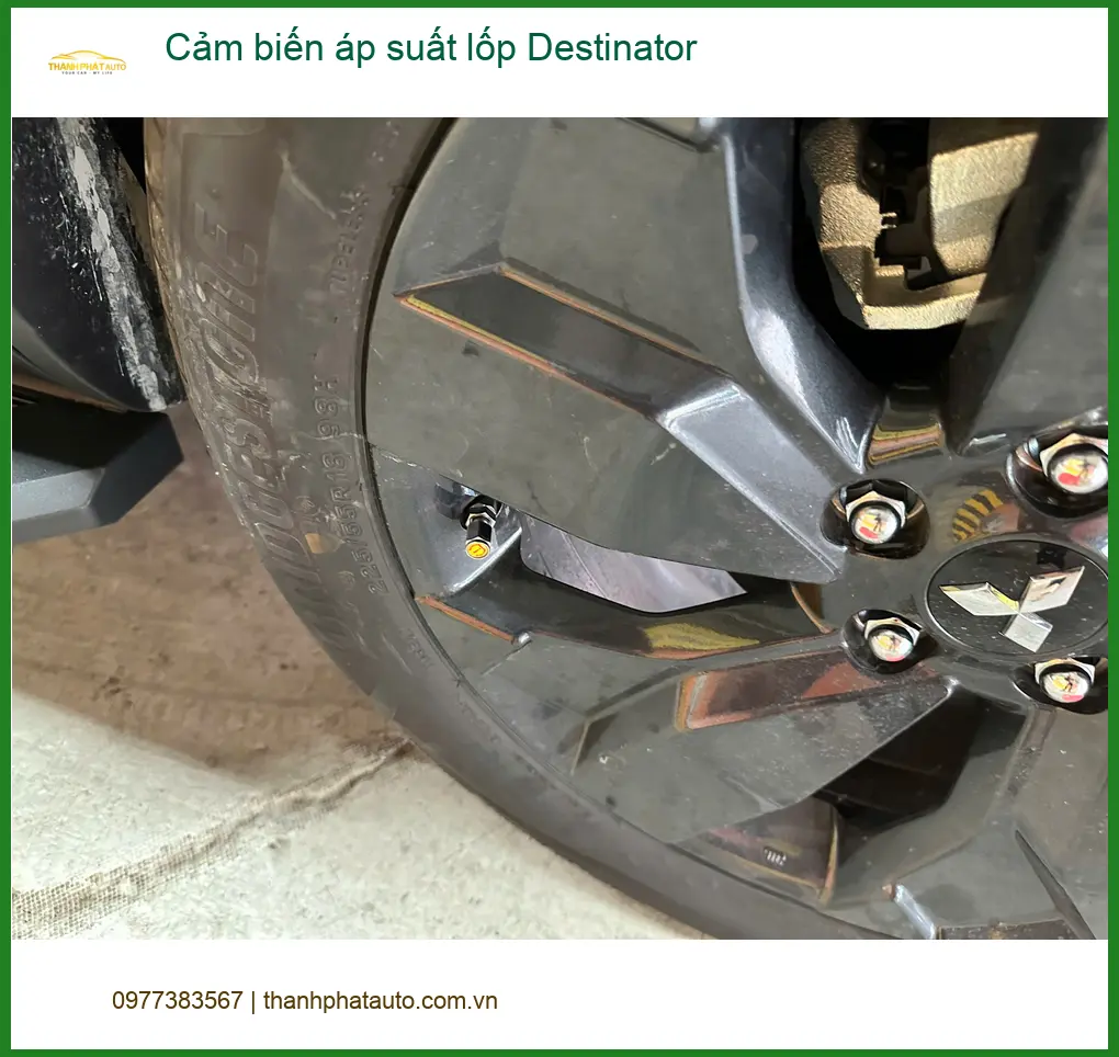 Địa điểm lắp cảm biến áp suất lốp Destinator chính hãng tại Quận 12