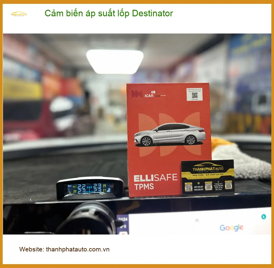 Chú Bảo Long lắp cảm biến áp suất lốp Destinator cho Honda CR-V ở Củ Chi.