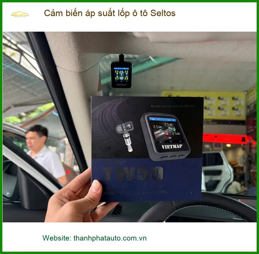 Anh Trường lắp cảm biến áp suất lốp Kia Seltos tại Quận Bình Thạnh an toàn ảnh thực tế 2