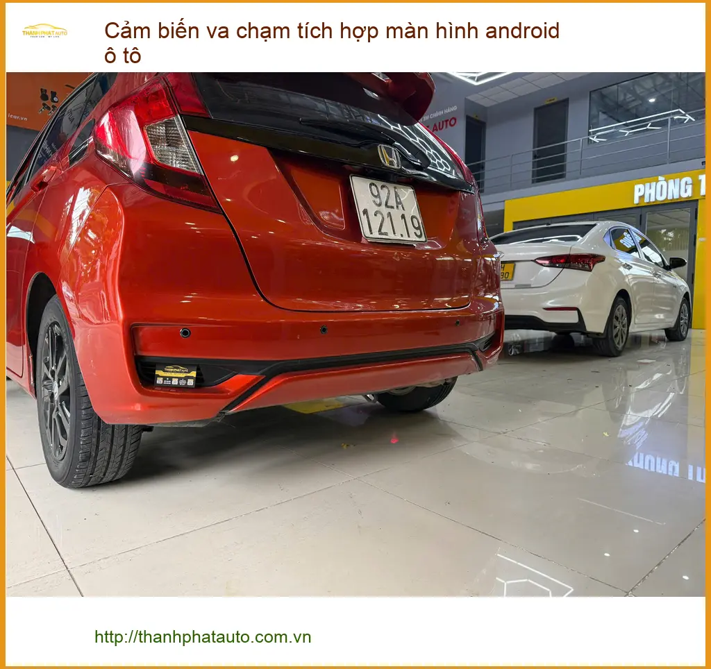 Địa chỉ lắp Cảm biến va chạm tích hợp màn hình android ô tô Quận Thủ Đức ảnh thực tế 2