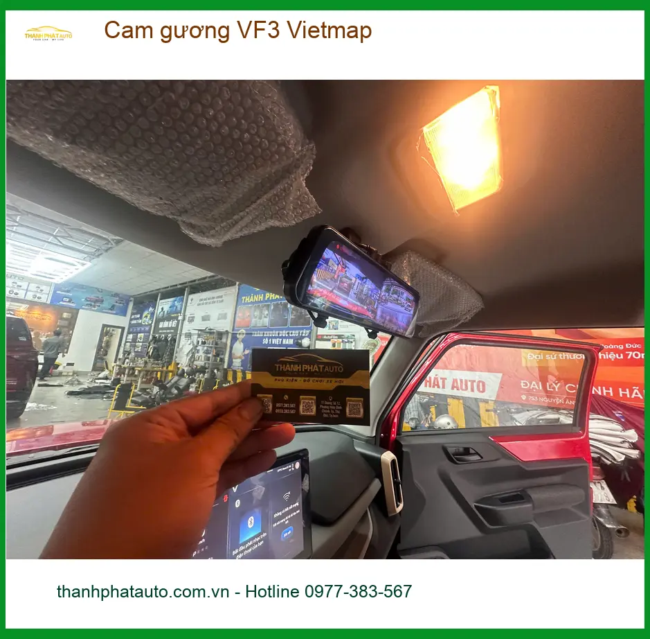Anh Minh lắp cam gương Vietmap cho VinFast VF3 tại Quận Thủ Đức để ghi lại mọi hành trình. ảnh thực tế 5