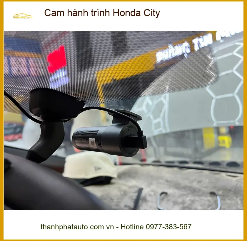 Anh Thắng lắp cam hành trình cho Honda City tại Quận Bình Tân để an tâm di chuyển ảnh thực tế 4