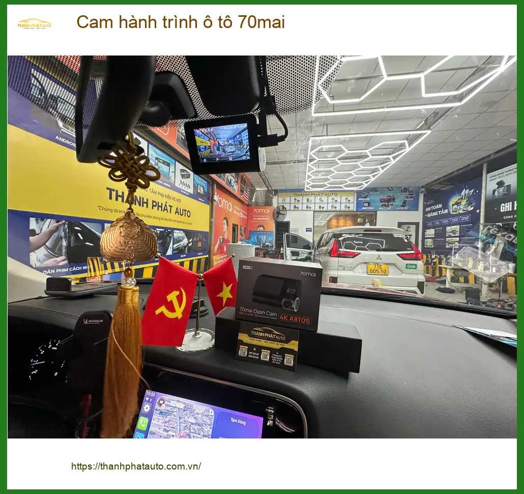 Anh Trung gắn camera hành trình 70mai cho Kia Carnival ở Quận Thủ Đức