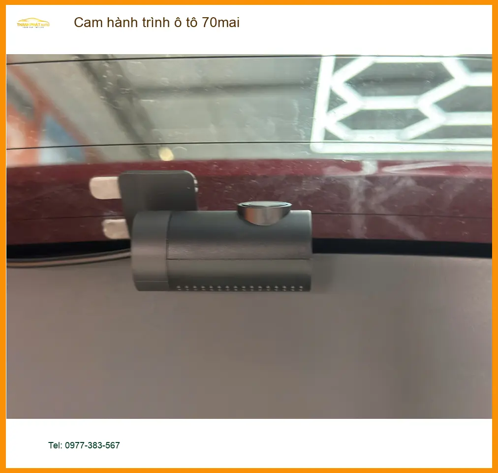 Anh Trung gắn camera hành trình 70mai cho Kia Carnival ở Quận Thủ Đức ảnh thực tế 3