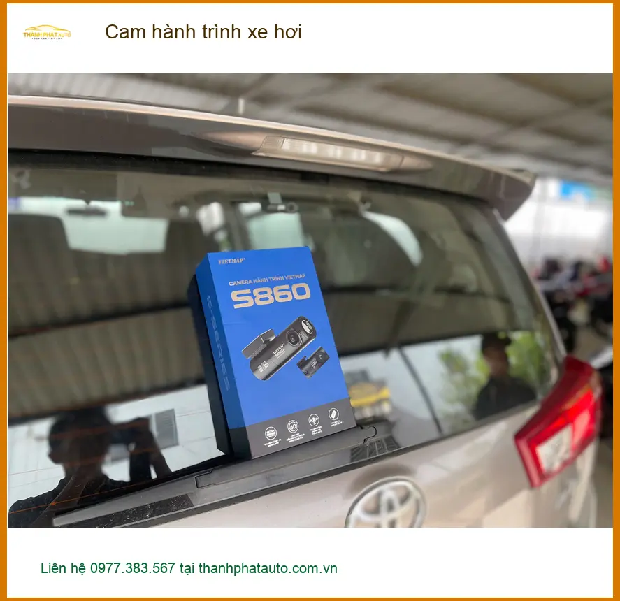 Cô Liên lắp cam hành trình cho Kia K3 ở Củ Chi an toàn hơn ban đêm